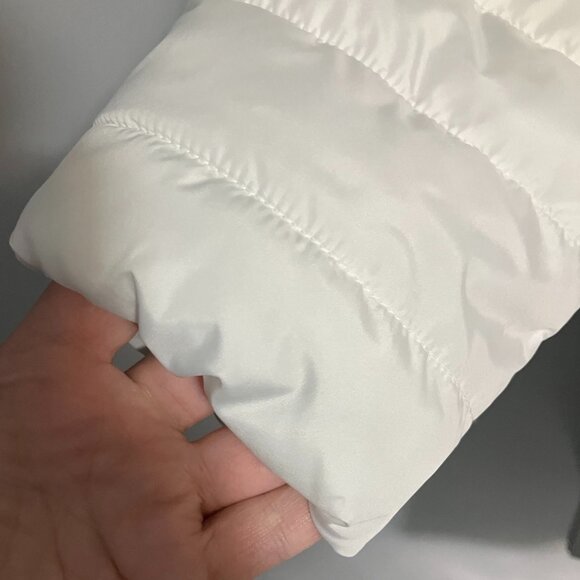 GAP White Cold Control Mid-Length Hooded Puffer Jacket Women's Size L - Picture 3 of 12